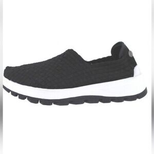 bernie mev. Women’s Hype Gem Black Woven Slip-On Shoes New with Bag